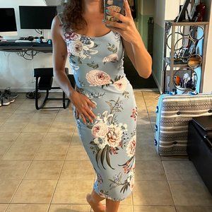 Boohoo Night - Light Blue Floral Bodycon Midi Dress with Jewel Neckline - 6